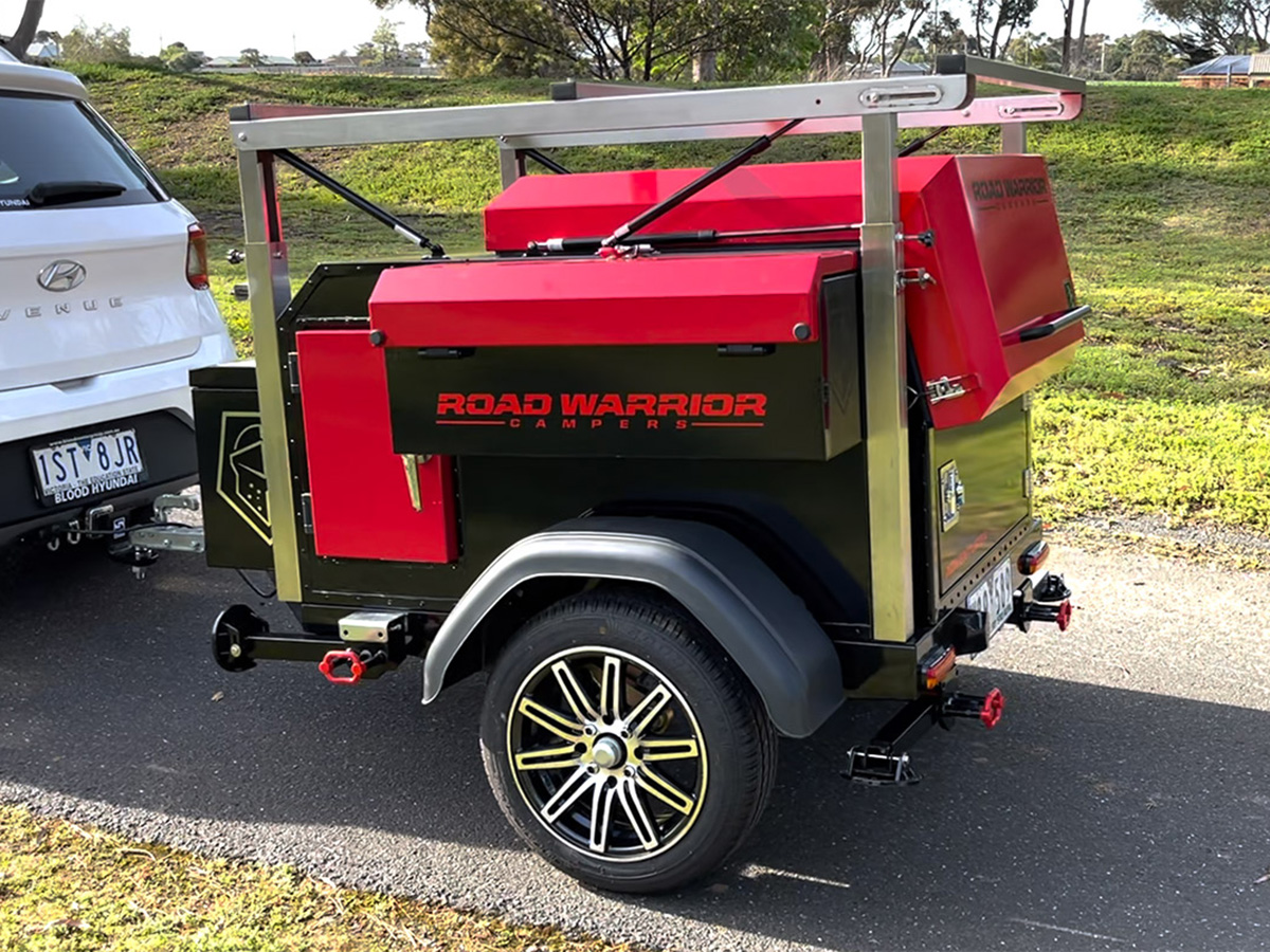 ADVENTURER Road Warrior Campers